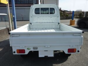 1トントラックの荷台