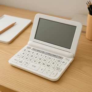 机の上の電子辞書