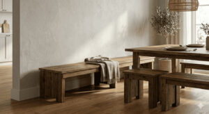 古くなった家庭用長椅子